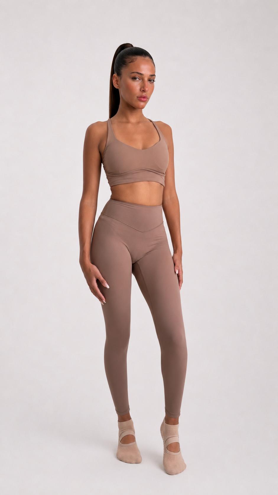 Sculpt Contour Leggings in Mocha